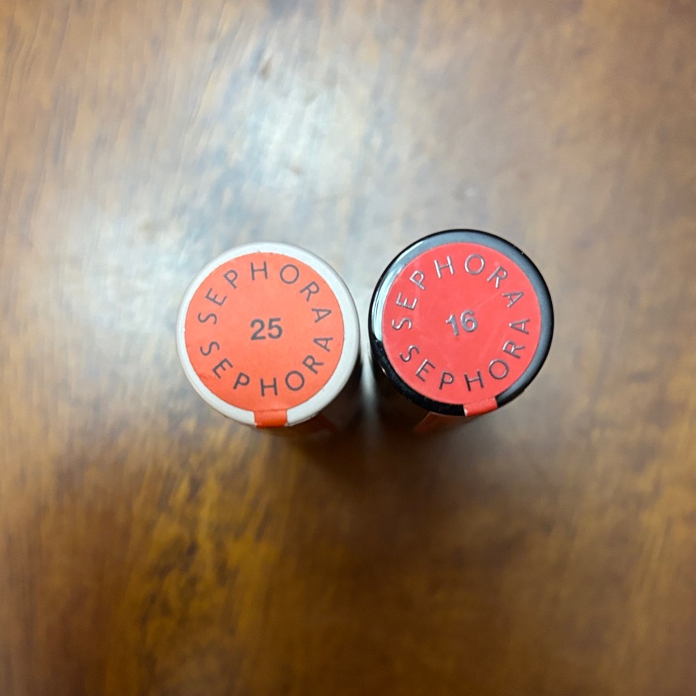 Sephora Lipstick Duo - 16 Fierce Fire & 25 Ready to Dare - Picture 4 of 7